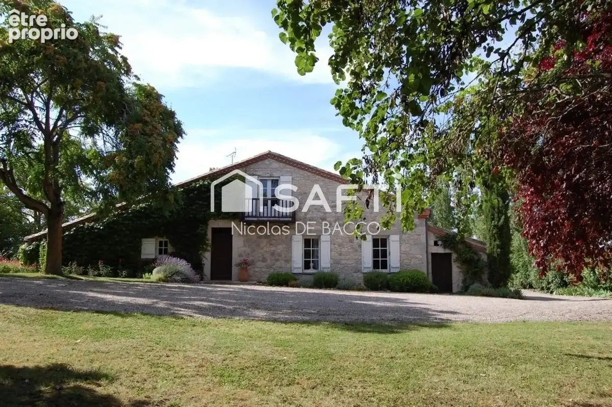 Photo 1 - Maison à AIGUILLON