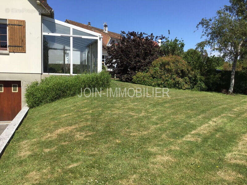 Maison à BRACQUEMONT