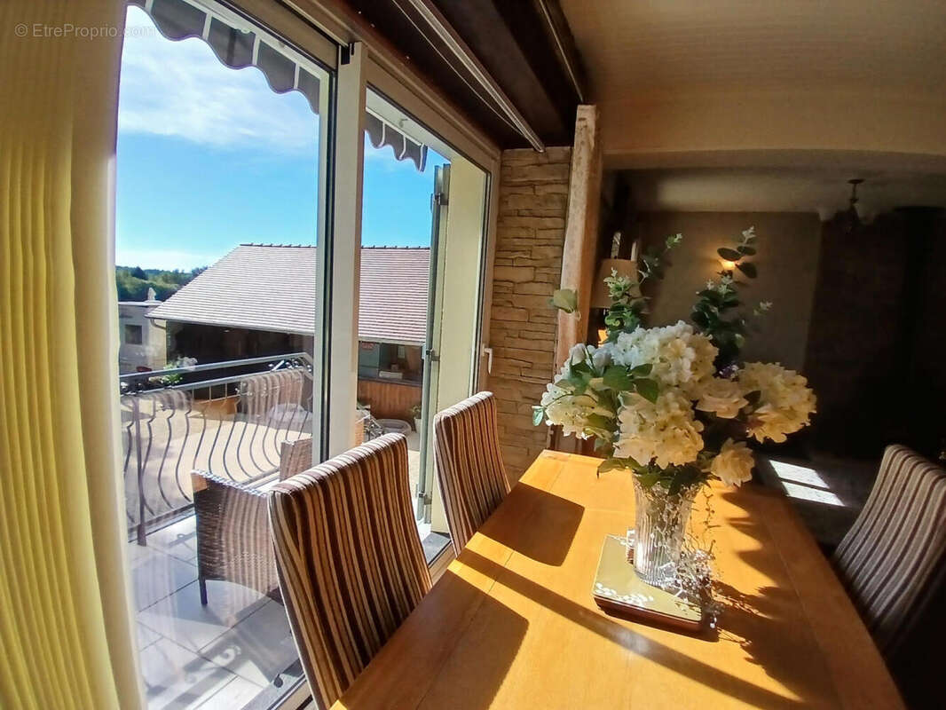 20251007_143728 - Maison à SAINT-PRIEST-LES-FOUGERES