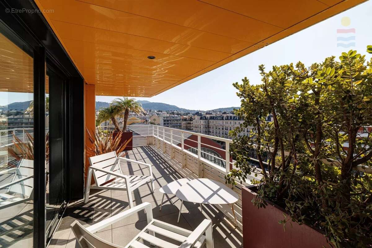 Appartement à NICE
