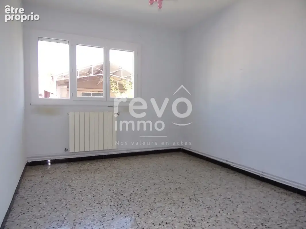 Paulhan / axe a75 / villa t4 de pp sur 394 m² de terrain - photo 8
