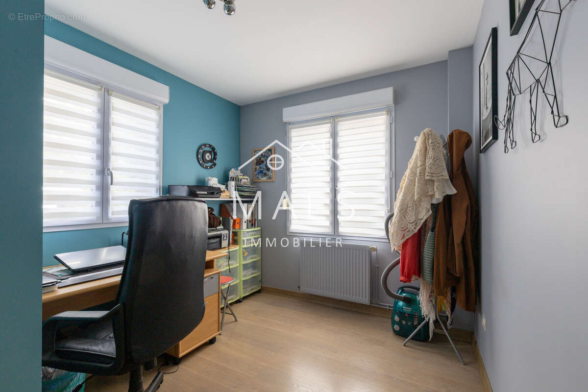 Fromelles   maison semi-plain-pied   5 chambres   piscine   garage de 100 m2 - photo 11