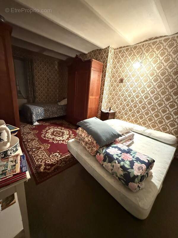 Maison à SAINT-SULPICE-LE-DUNOIS