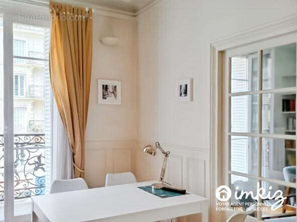 Paris 18ᵉ  3 pièces avec balcon charme ancien - photo 7