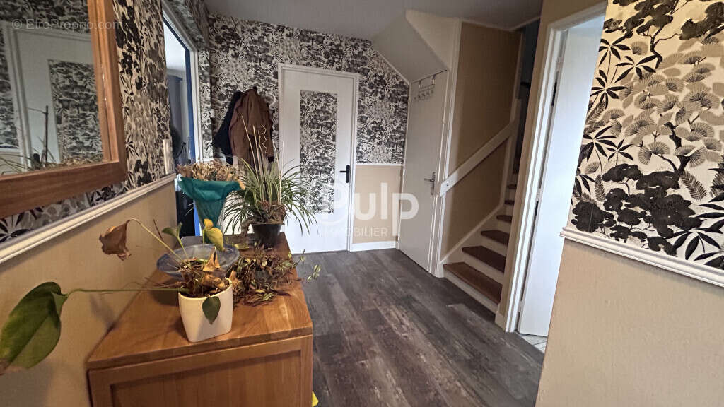 Maison à BRUAY-LA-BUISSIERE