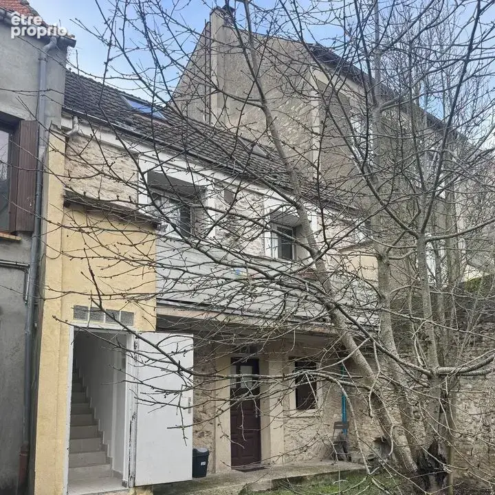 Maison à ETAMPES