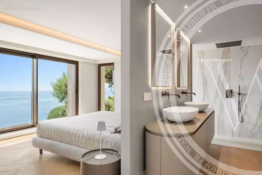 Maison à ROQUEBRUNE-CAP-MARTIN