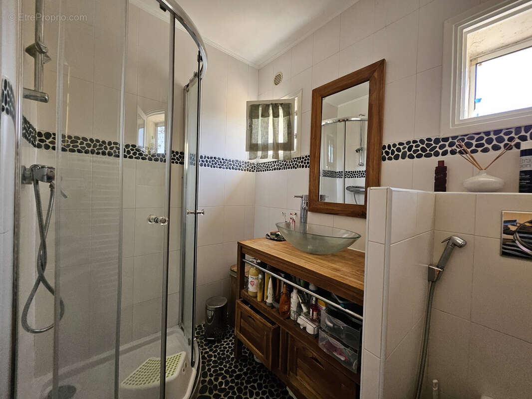 Appartement à CANTARON