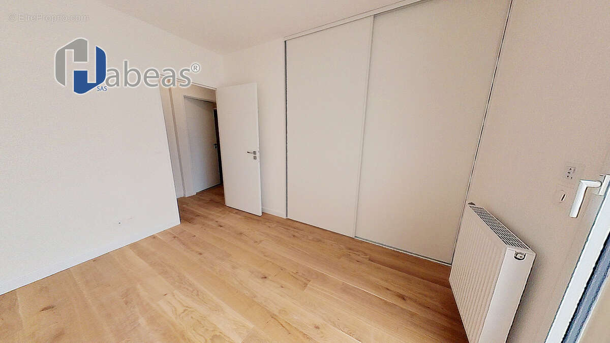 Appartement à LYON-8E