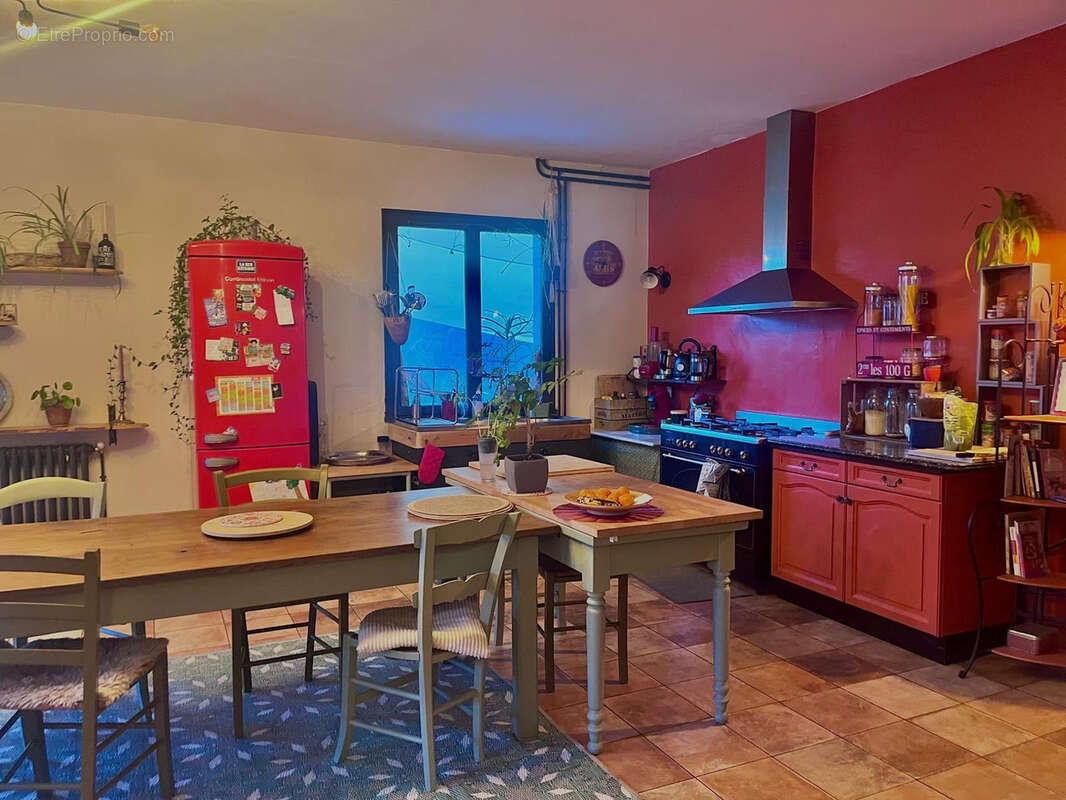 Belle maison au calme avec grand jardin. - photo 2