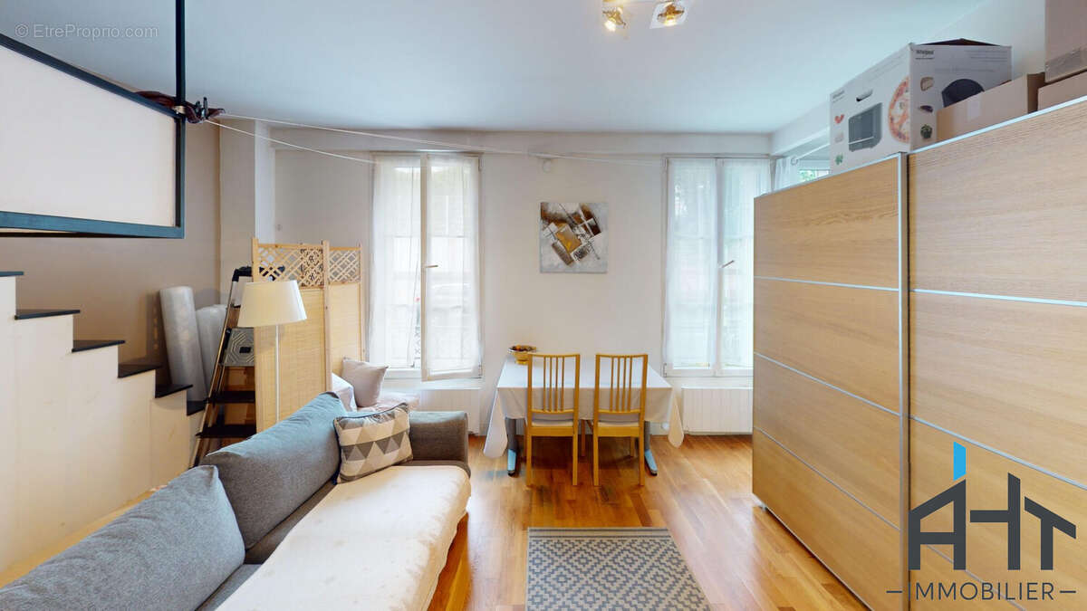 Appartement à PARIS-12E