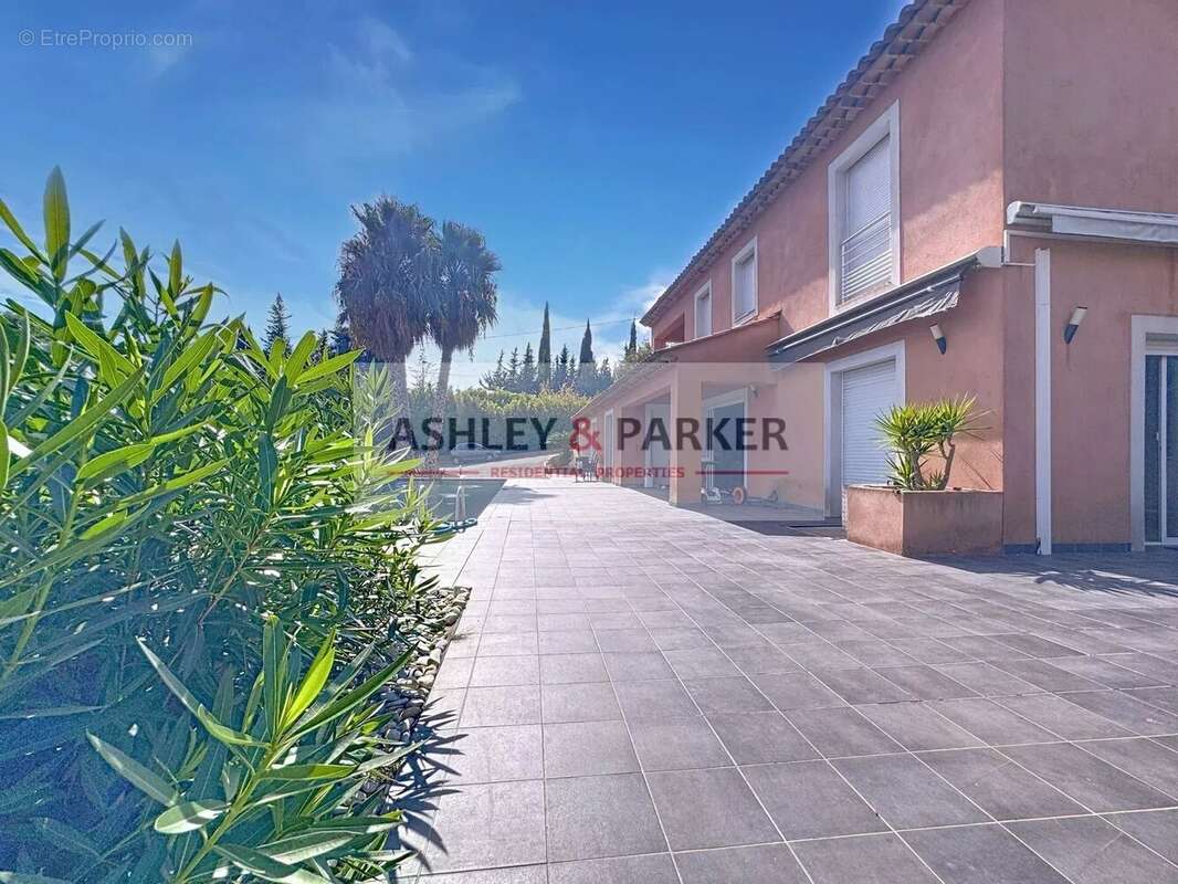 Maison à CAGNES-SUR-MER