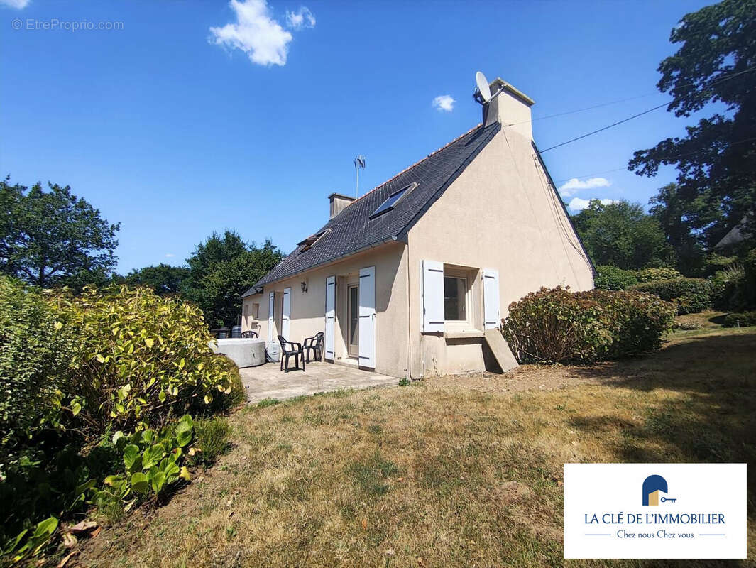 Maison 4 pièces 103 m² à vendre à Saint-Rivoal (29190) - photo 2