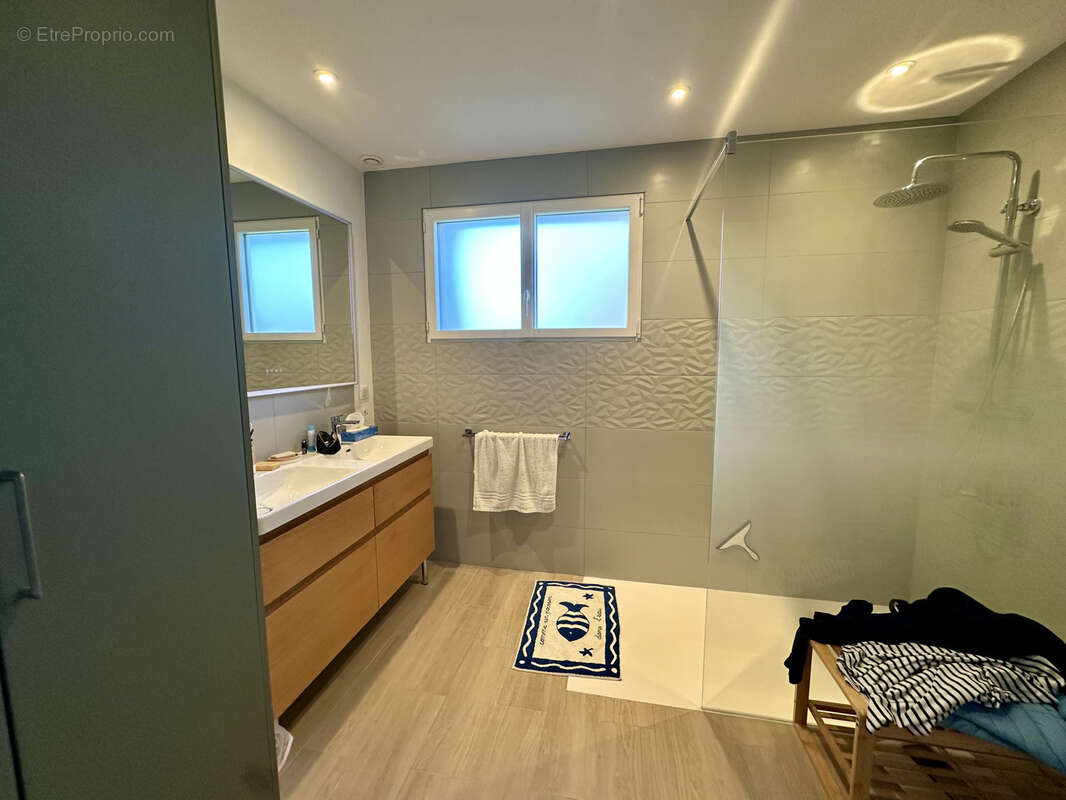 Maison à SAINT-NICOLAS-D&#039;ALIERMONT