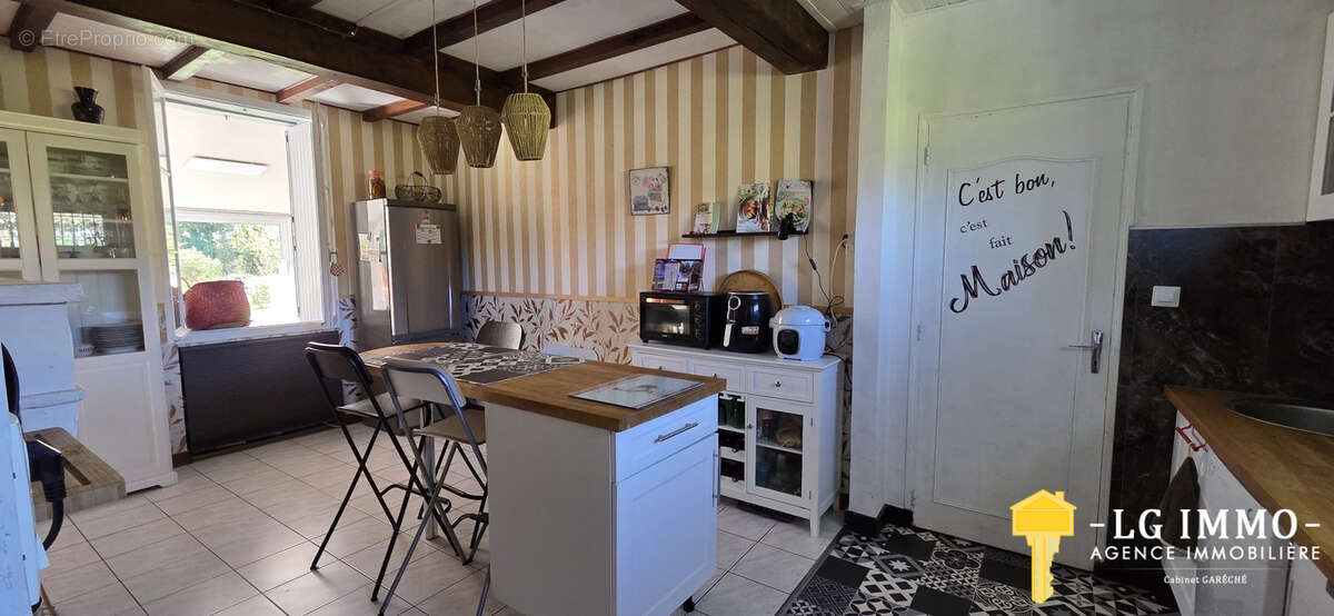Maison à SAINT-DIZANT-DU-GUA