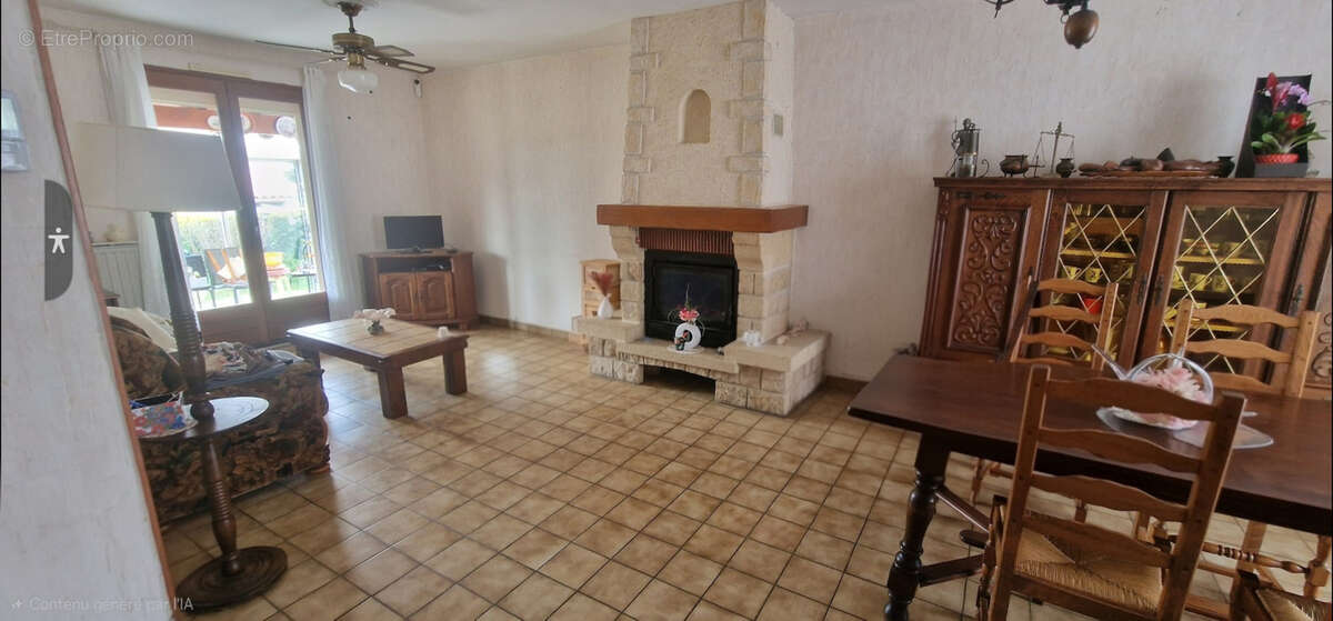 Maison à PENNAUTIER