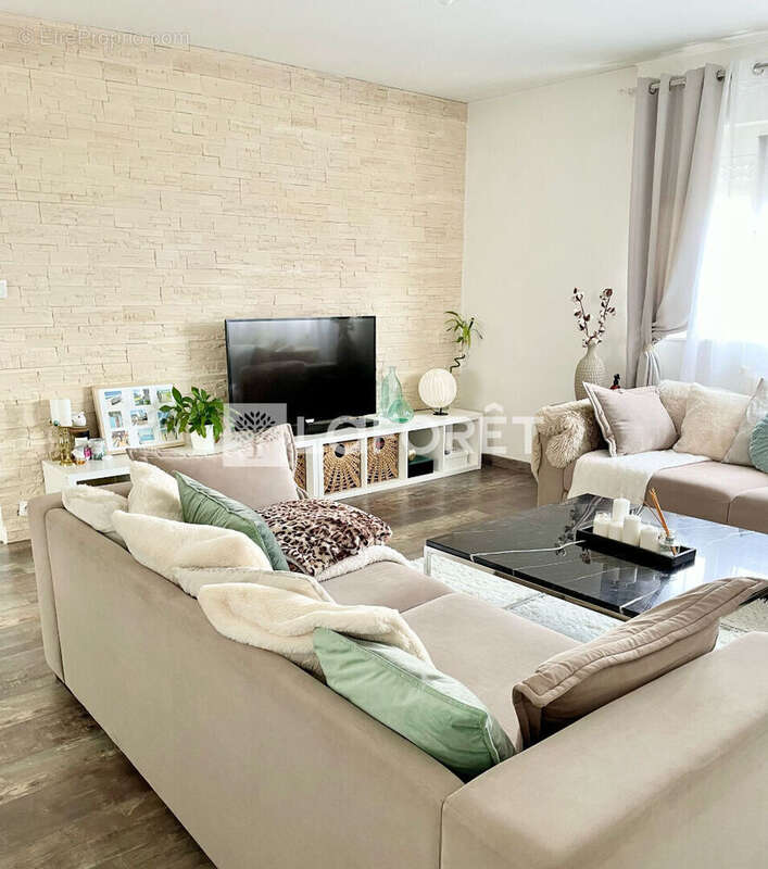 Appartement à TOMBLAINE