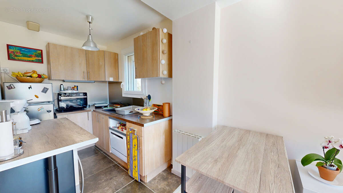 Appartement à GREOUX-LES-BAINS