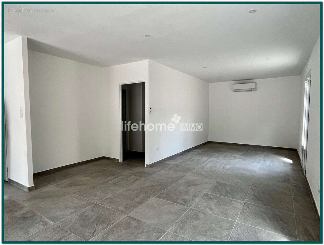 Maison à BOUILLARGUES