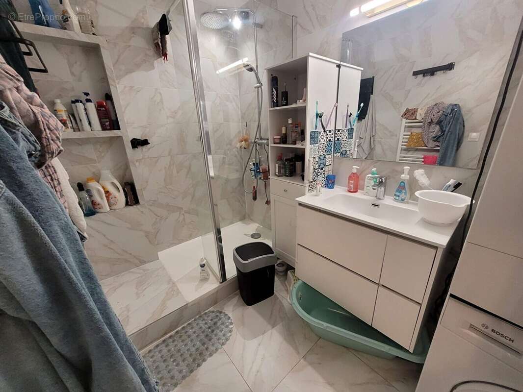 Appartement à LE BOURGET