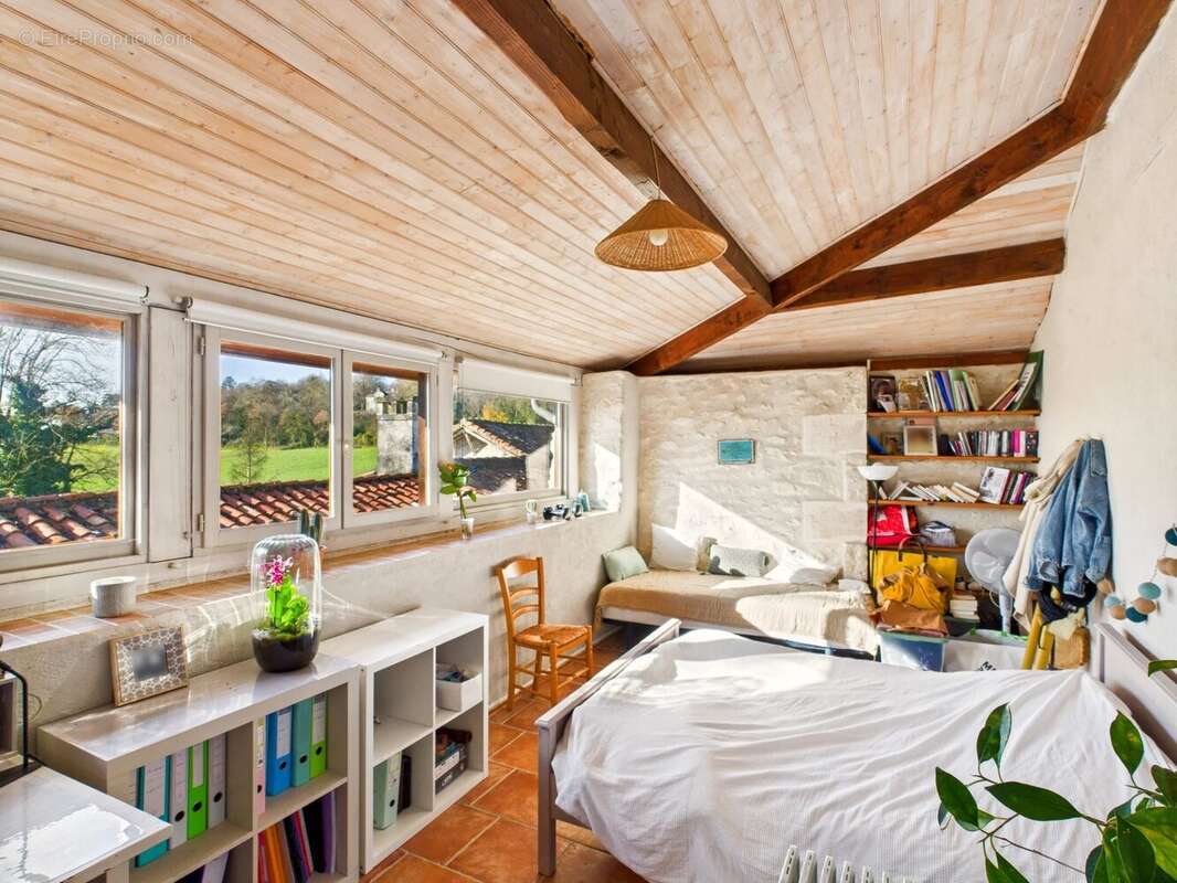 Maison à VERTEILLAC