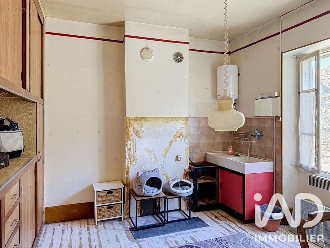 Maison 104 m² à Beaune-La-Rolande  - photo 4