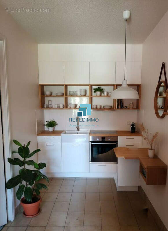 photo non contractuelle  - Appartement à FREJUS