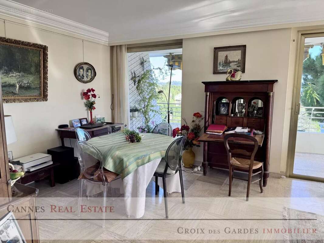 Appartement à CANNES