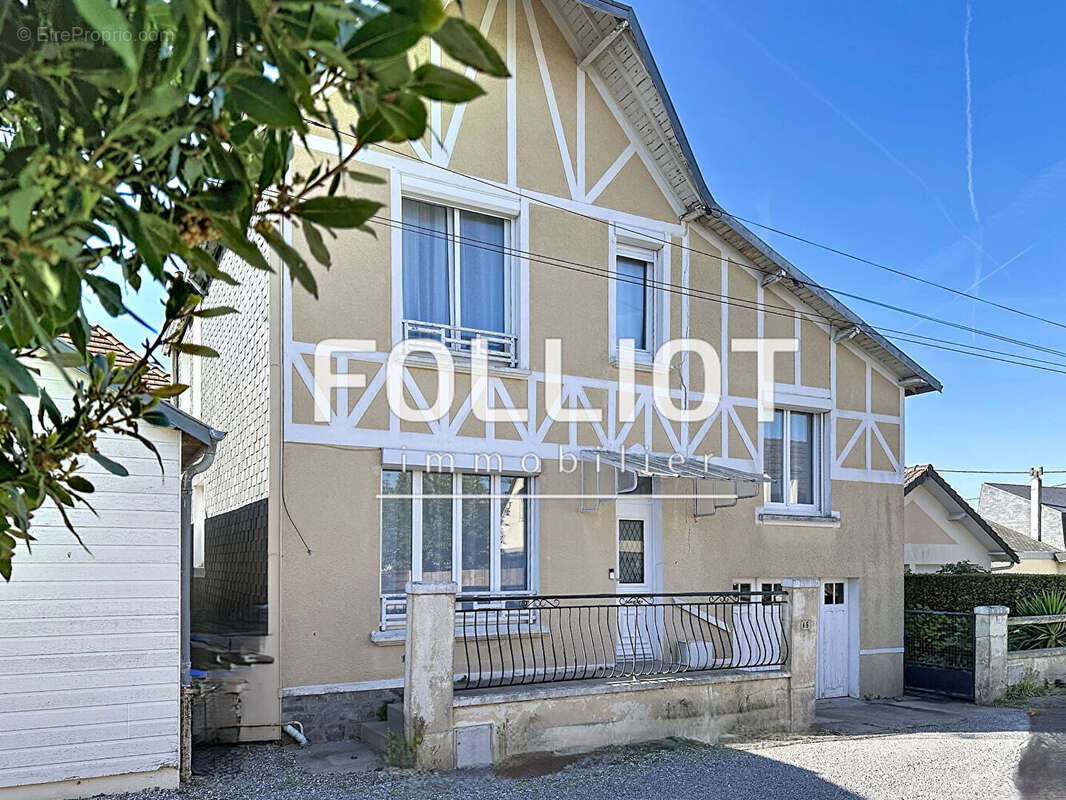 Maison familiale de 7pièces à vendre à Saint-Pair-sur-Mer, exposée plein sud - photo 13