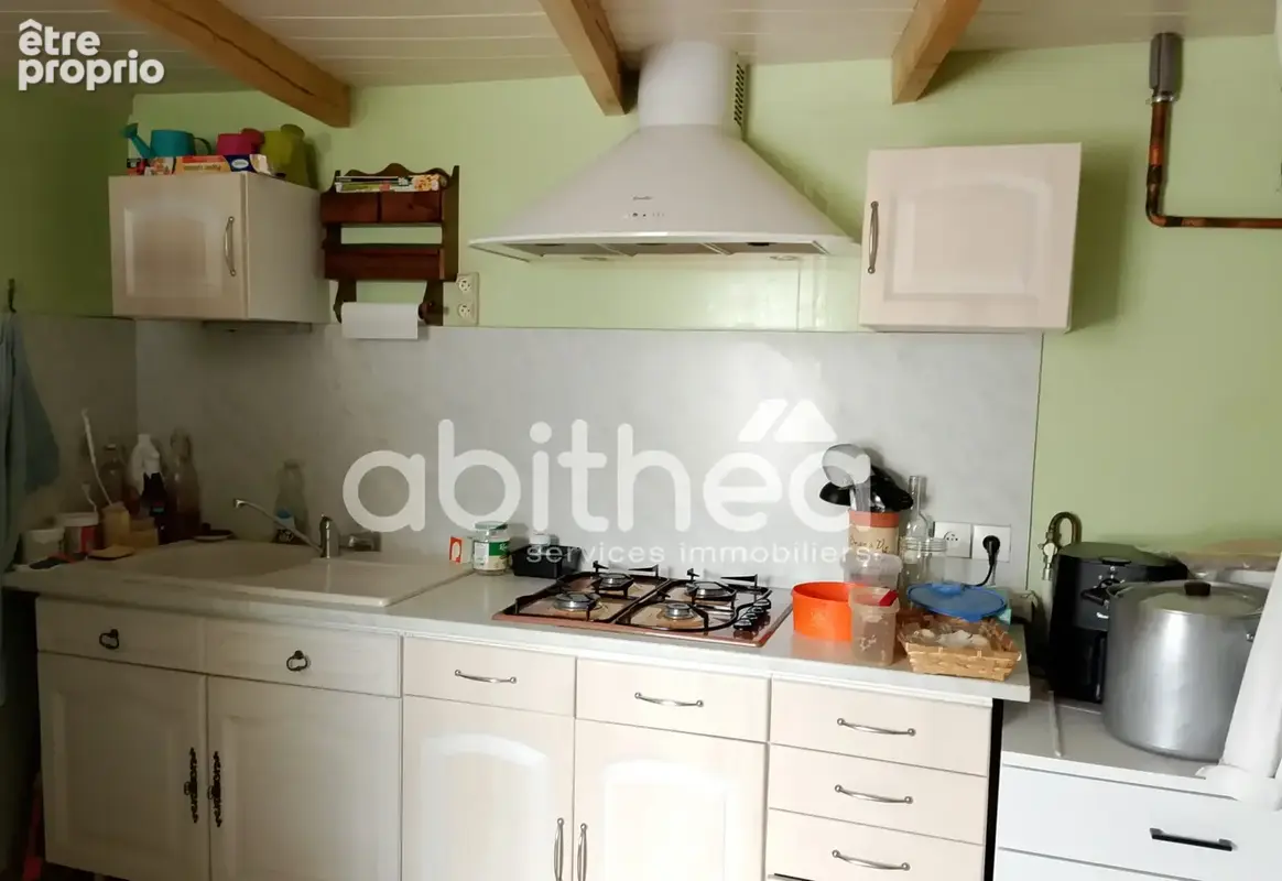 Maison d'habitation de 110 m2 au centre de ville de Roumazières - photo 6