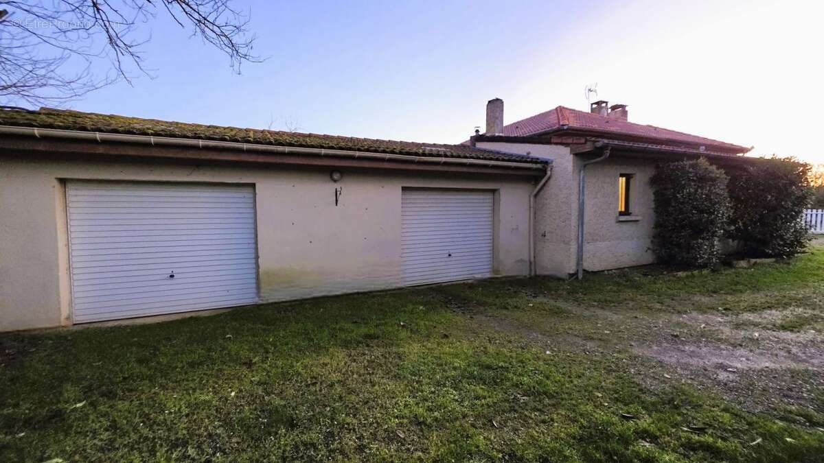 Maison à SAINT-LYS