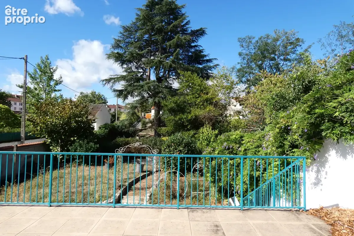 MONTLUÇON au bord du cher très agréable maison et terrain arboré - photo 22