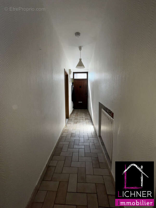 Maison 164 m² à rénover - Maison à LONGEVILLE-LES-SAINT-AVOLD