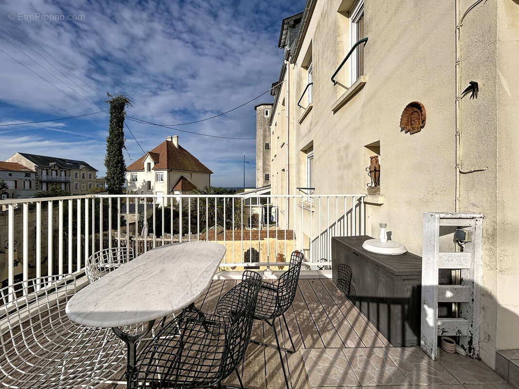 Maison à GRANDCAMP-MAISY