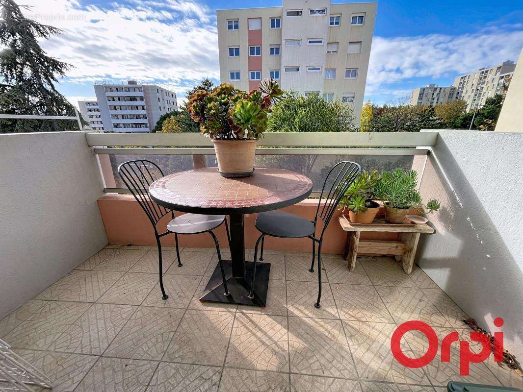 Appartement à MARSEILLE-11E