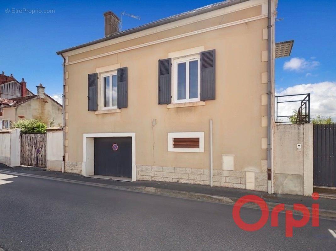 Maison à SANCOINS