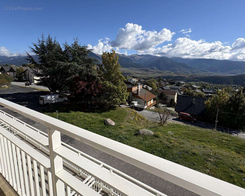 Appartement à FONT-ROMEU-ODEILLO-VIA