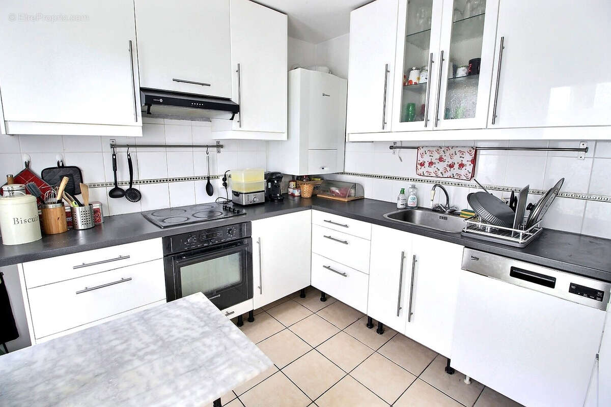 Appartement à GENNEVILLIERS
