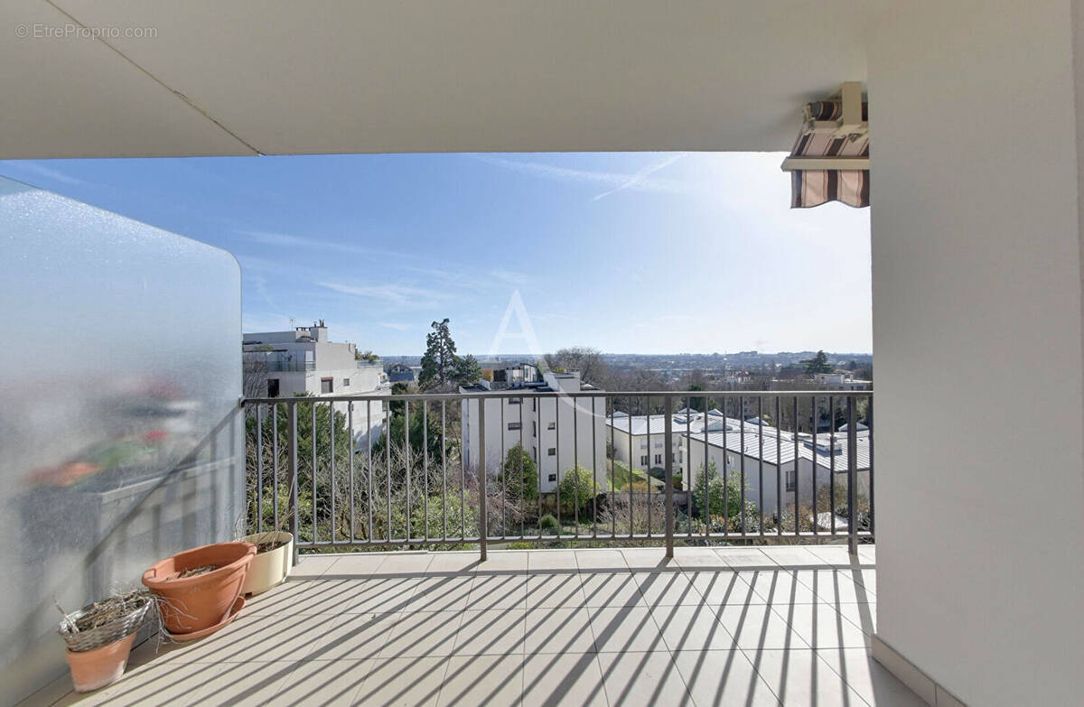 Appartement à NOGENT-SUR-MARNE