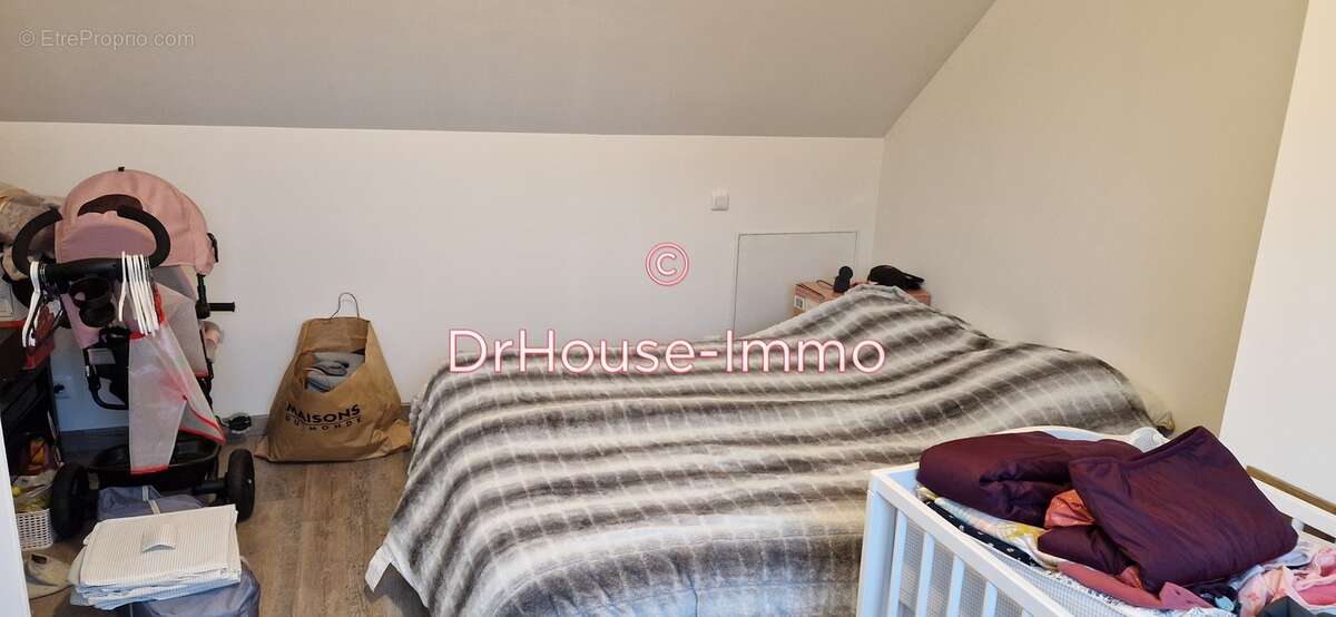 Maison à LA SAUSSAYE