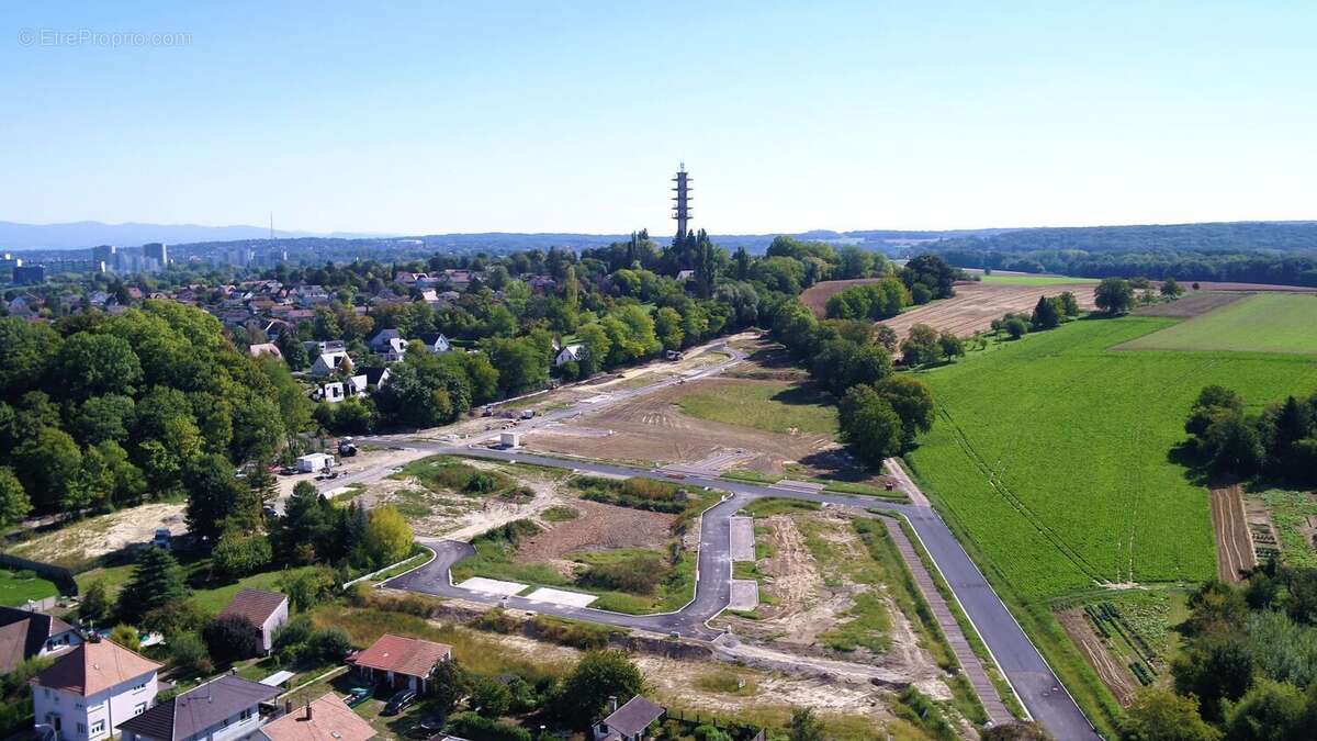 Terrain à MORSCHWILLER-LE-BAS