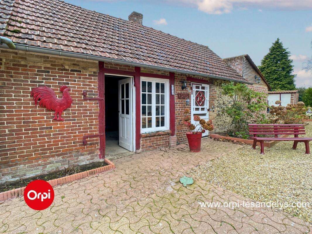 Maison à SAINT-CLAIR-SUR-EPTE