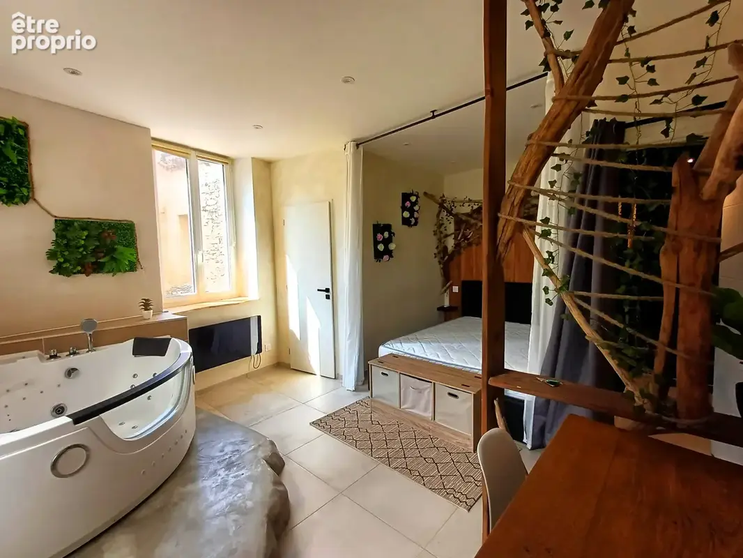 Studio entièrement rénové et meublé 24 m2 type love room - photo 1