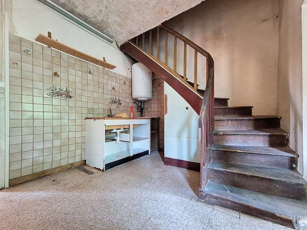 Maison à NOGENT-SUR-VERNISSON