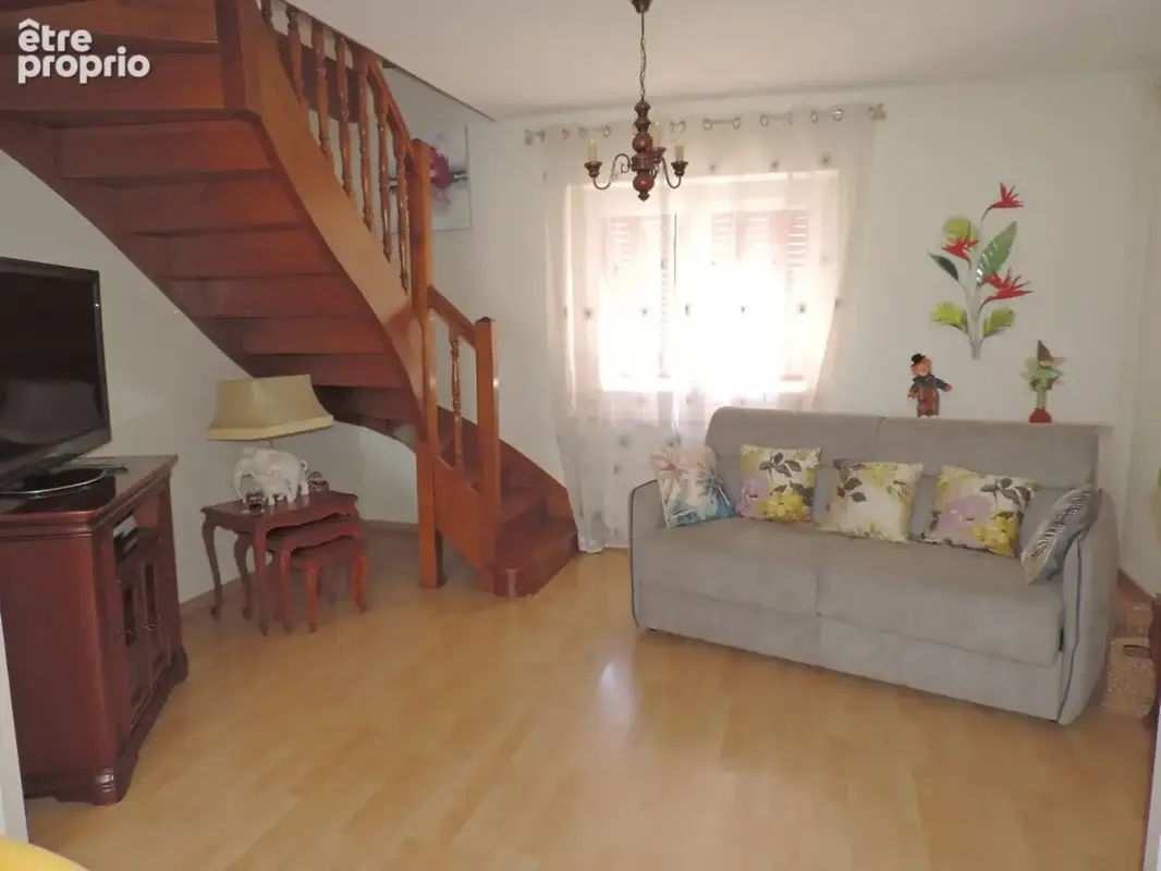 Dpt Ain (01), à vendre BOURG EN BRESSE, quartier Grand Challes, maison de 148 m² sur 2 niveaux (possibilité 2 logements indépend - photo 4