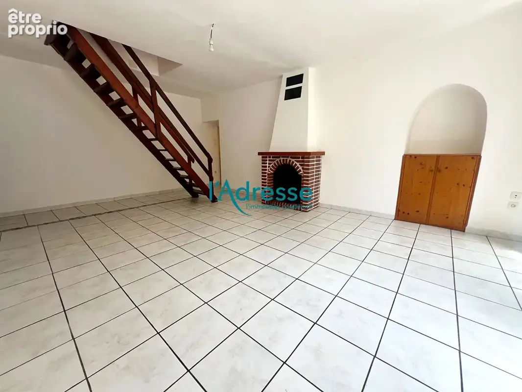 Maison en pierre avec dépendances et 2 150 m² de terrain - photo 3