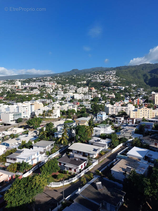 Appartement à SAINT-DENIS