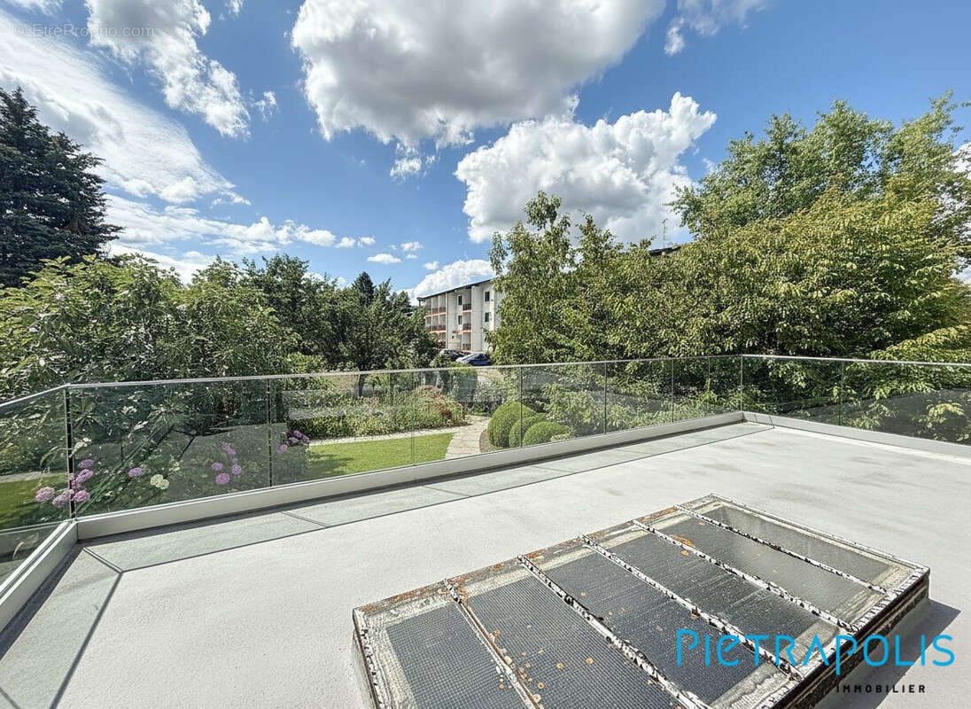 Appartement à VALLEIRY