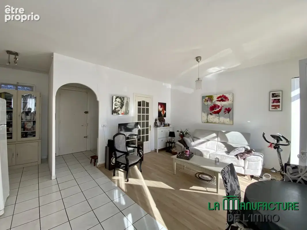 Appartement f2 lumineux avec balcon / saint-etienne centre deux - photo 9