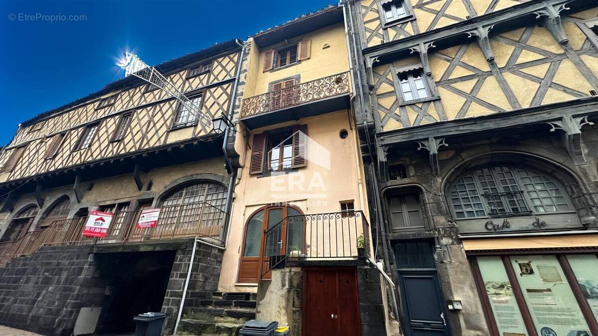 Maison à CLERMONT-FERRAND